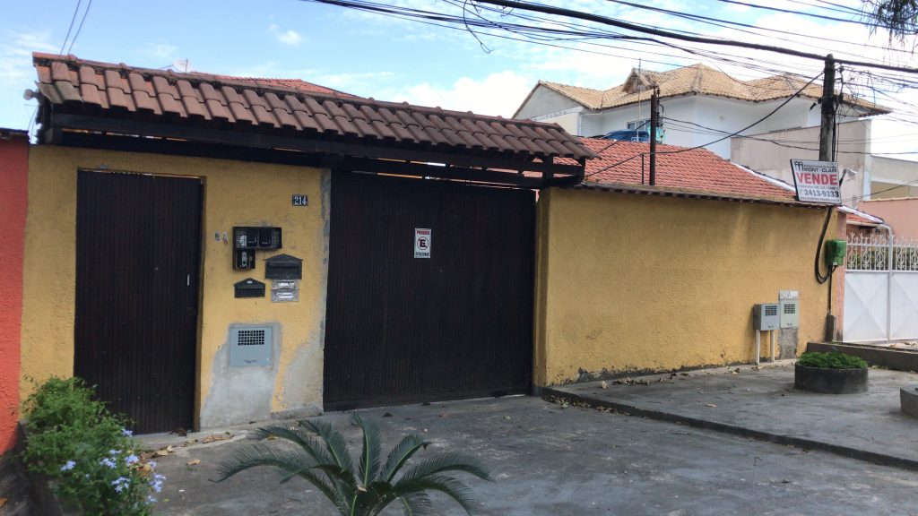 Rua Jupati, 214 casa 104.