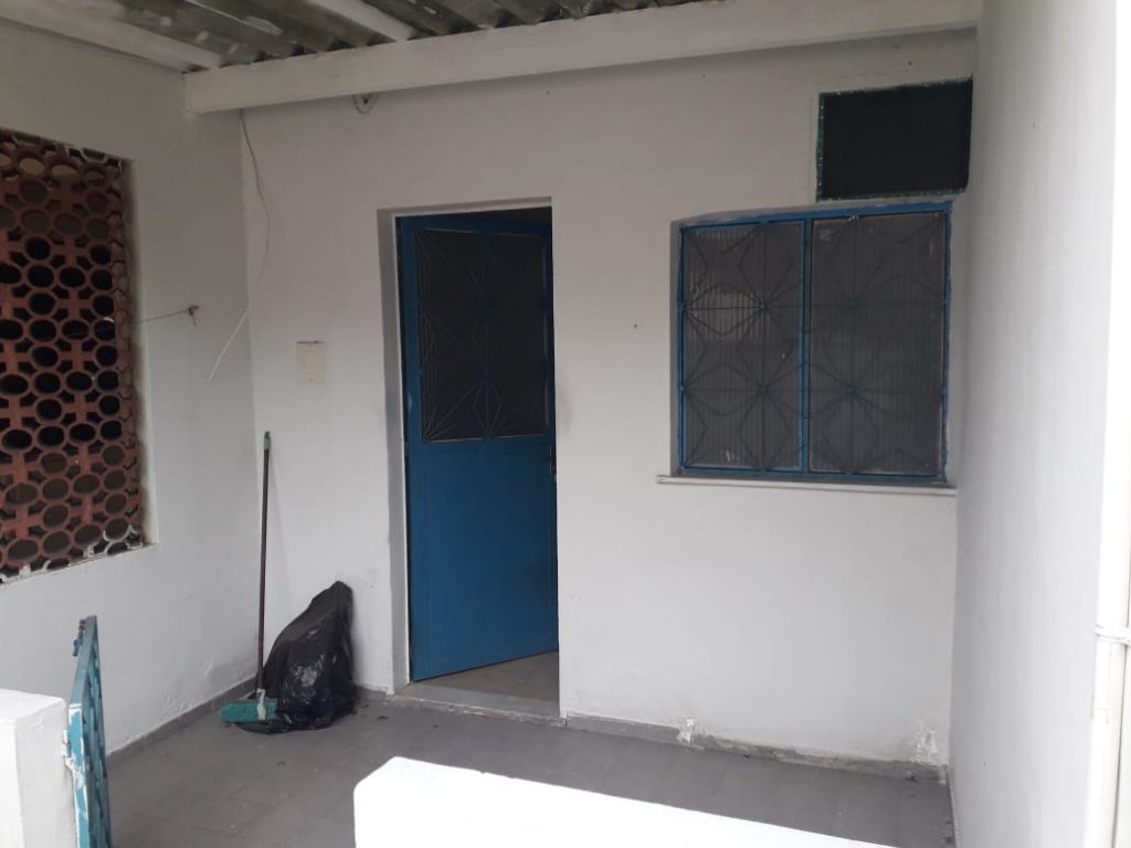 Rua Professor Gonçalves, 255 fundos casa 2.