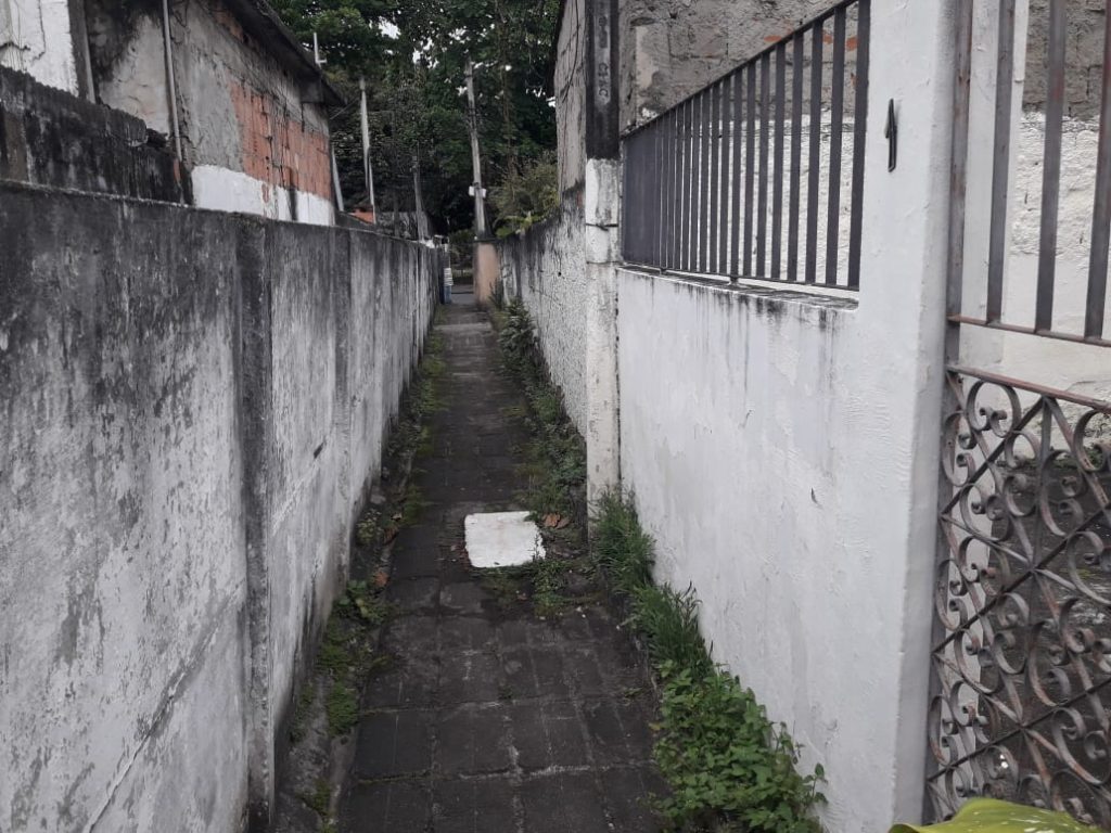 Rua Professor Gonçalves, 255 fundos casa 2.