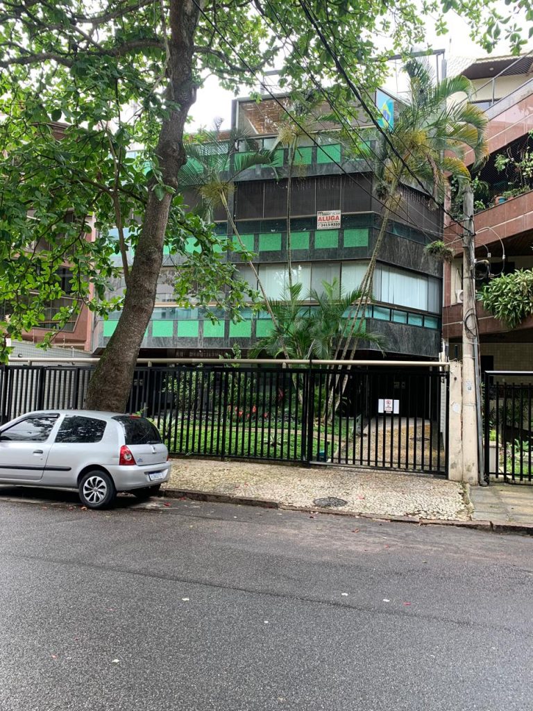 Rua Demostenes Madureira de Pinho, 359 aptº 202